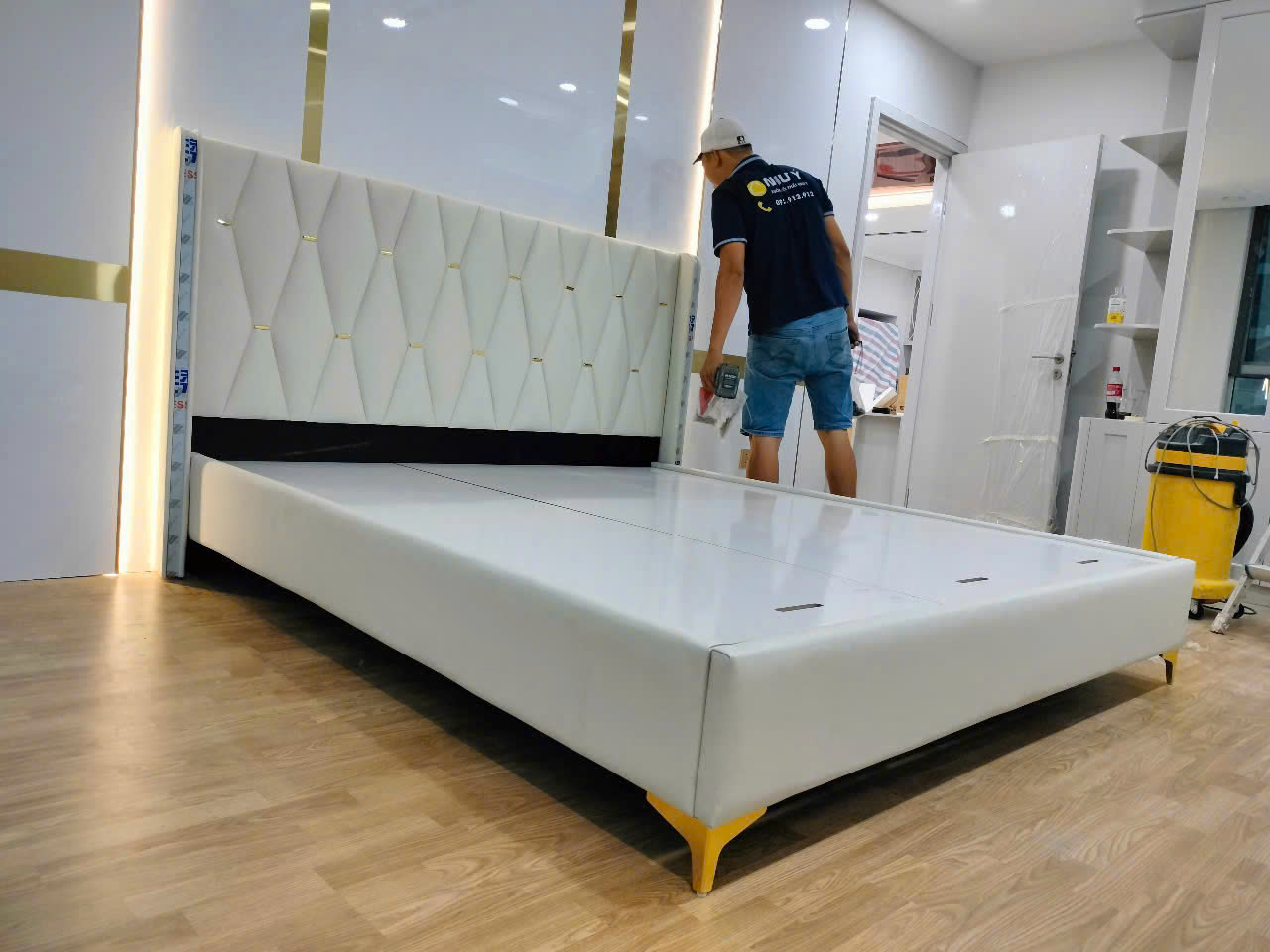 Giường Bọc Nệm Cao Cấp Như Ý Funi.
